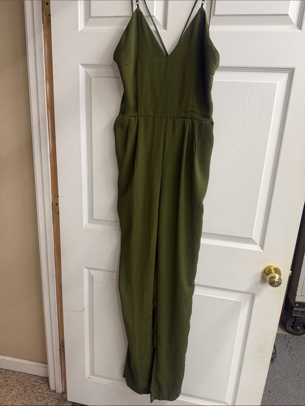 Sleek Olive V-Neck Wide-Leg Jumpsuit
